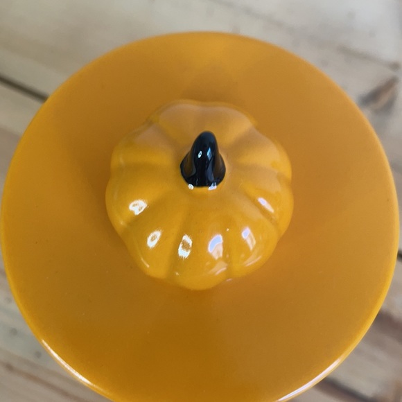 Brand new RAE DUNN “Pumpkin Spice” candle - Picture 5 of 10